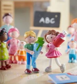 Haba Little Friends – Sebastian -Kinder Pielzeugladen 1 304747 b 600x600