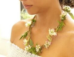 Kikkerland Huckleberry Fresh Flower Necklace -Kinder Pielzeugladen 169 HB01 c 600x600
