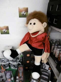 Living Puppets Handpuppe Fußballer 65cm 7 Living Puppets Handpuppe Fußballer 65cm -Kinder Pielzeugladen 213 RW049 b 600x600