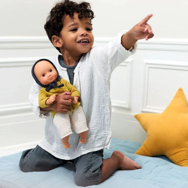 Djeco Puppe Camomille Mit Kleidung 32cm Collection Pomea 7 Djeco Puppe Camomille Mit Kleidung 32cm Collection Pomea – Bild 5